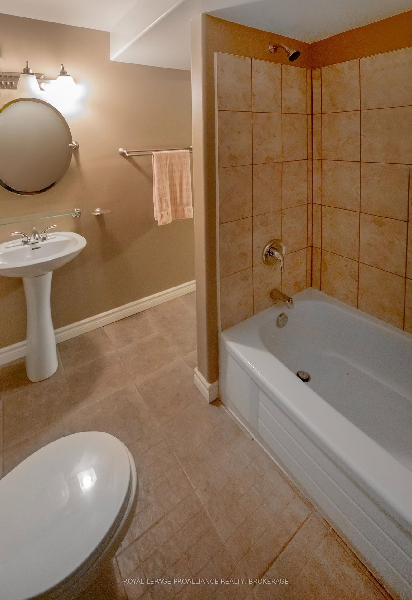 1098 Coverdale Drive • Kingston, ON photo 26