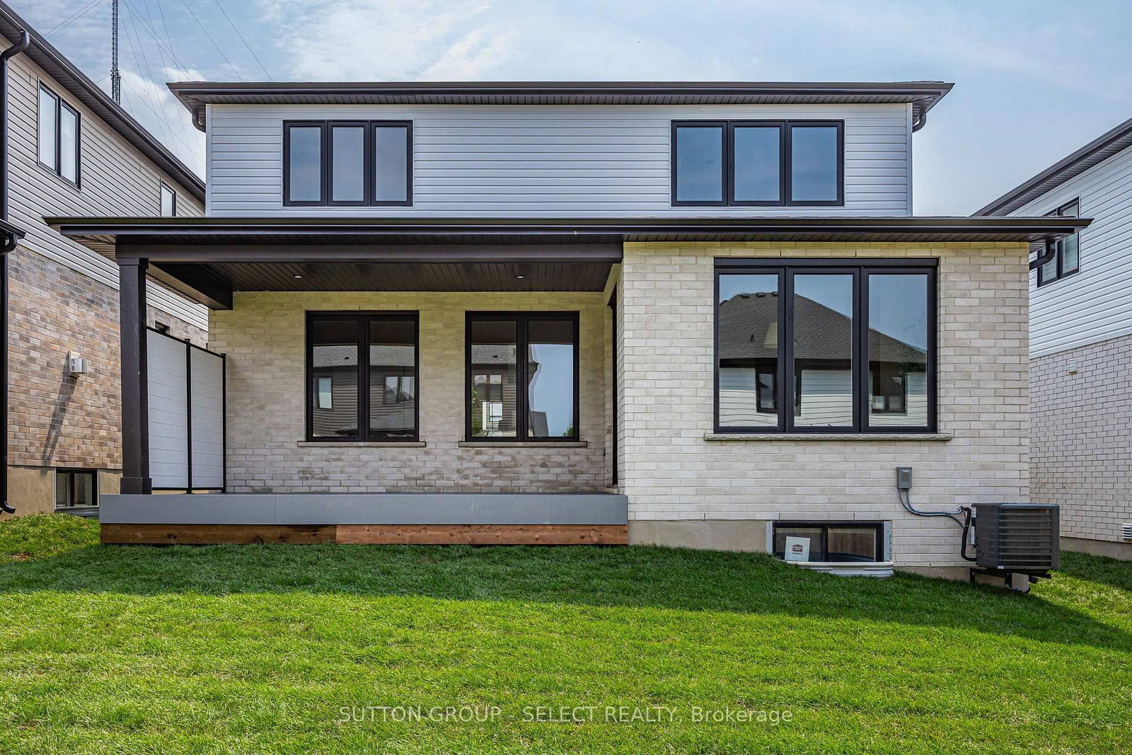 1906 Fountain Grass Drive • London South, ON photo 44
