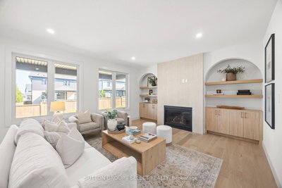 1906 Fountain Grass Drive • London South, ON photo 7