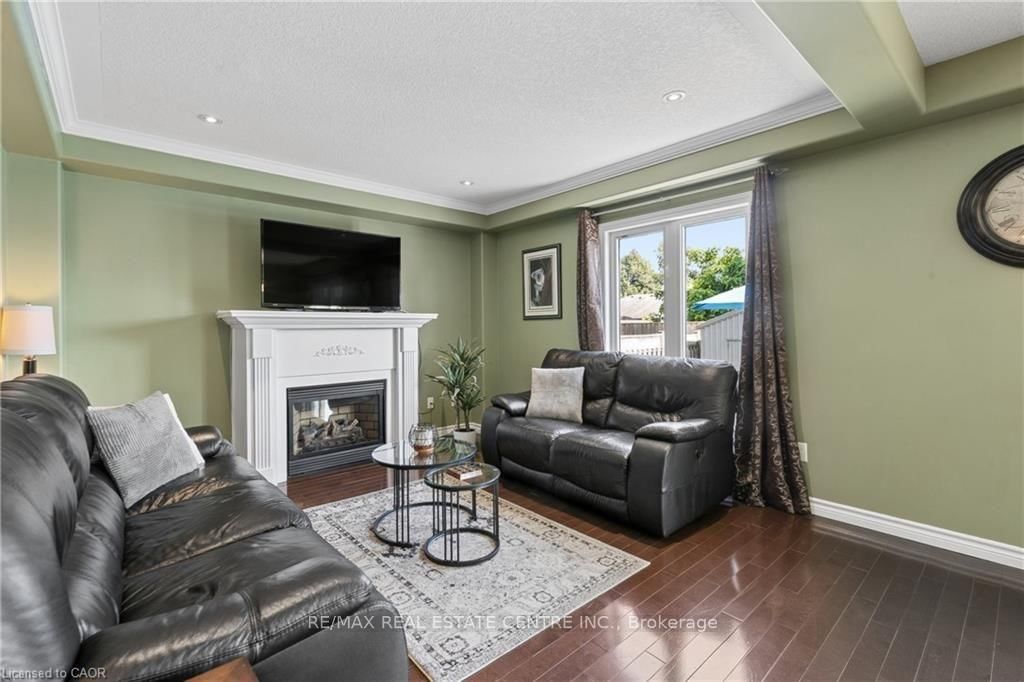 37 Applewood Street • Blandford-Blenheim, ON photo 10