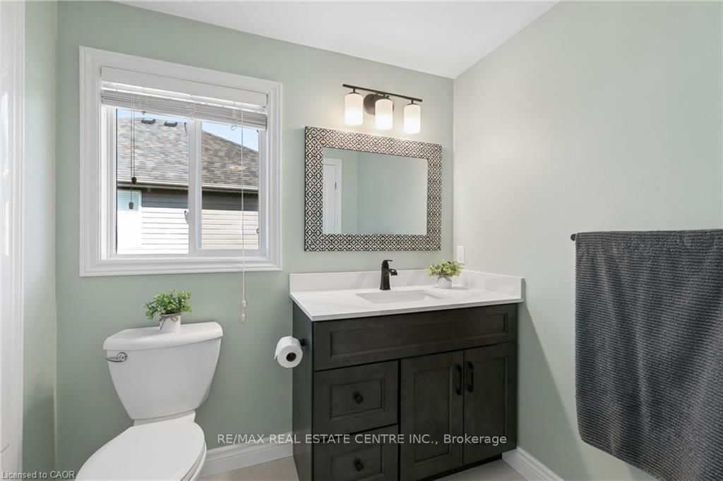 37 Applewood Street • Blandford-Blenheim, ON photo 16