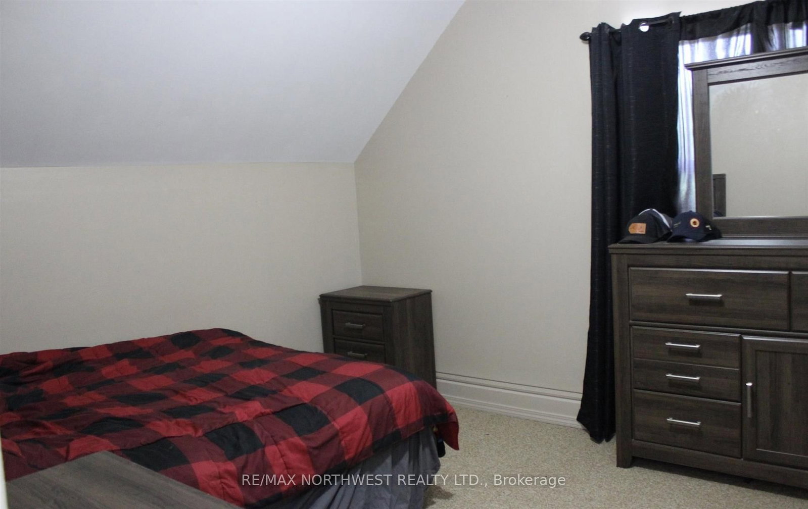 212 FIFTH ST • Rainy River, ON photo 19