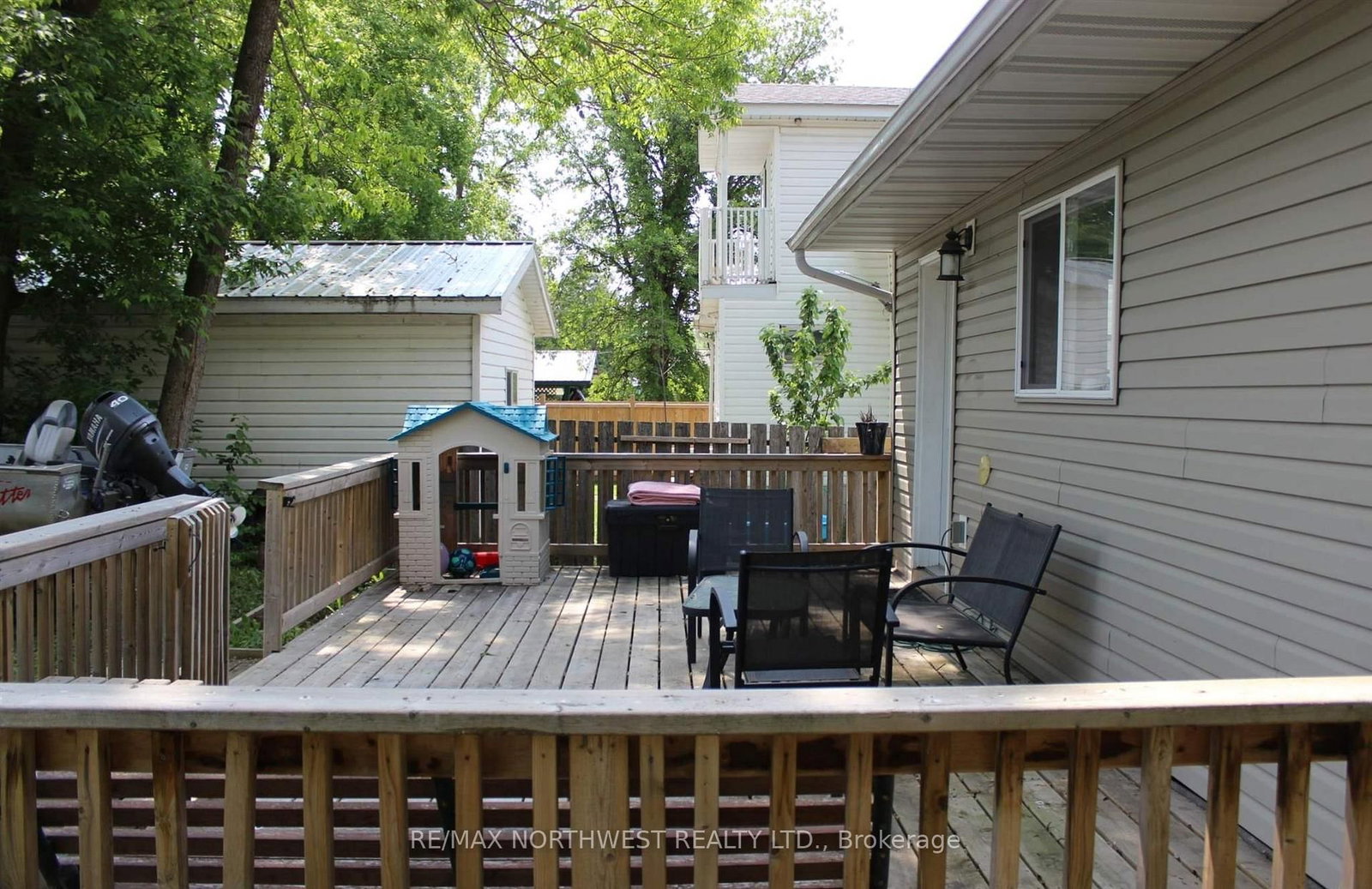 212 FIFTH ST • Rainy River, ON photo 8