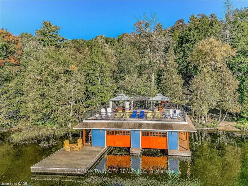 10 - 1347 Rosseau Road