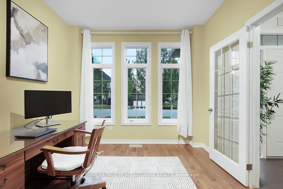 475 Valridge Drive • Hamilton, ON photo 15