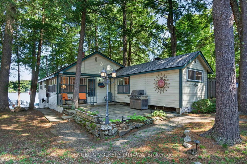 942 Dunn Rovin Lane