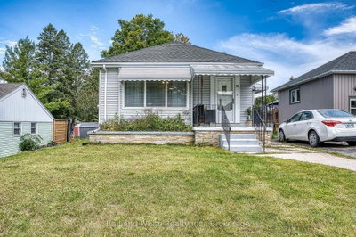 Detached House for sale at 80 Carling Terrace, North Huron, Ontario, N0G 2W0 - Wingham - MLS: X13649658