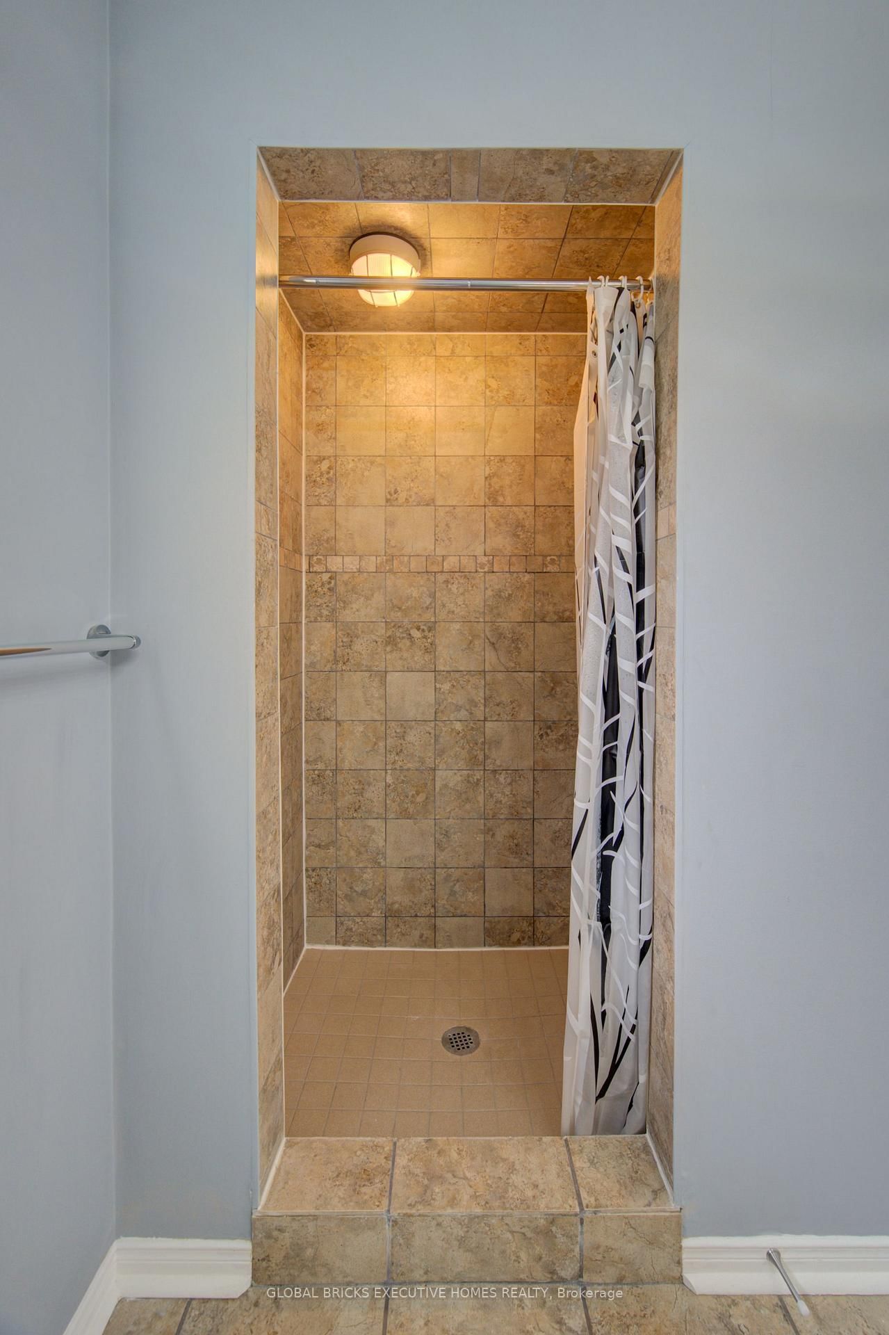 35 Attwood Drive • Cambridge, ON photo 33