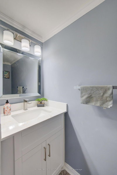 35 Attwood Drive • Cambridge, ON photo 9