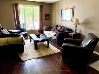 95 Bonaventure Drive • London East, ON photo 2