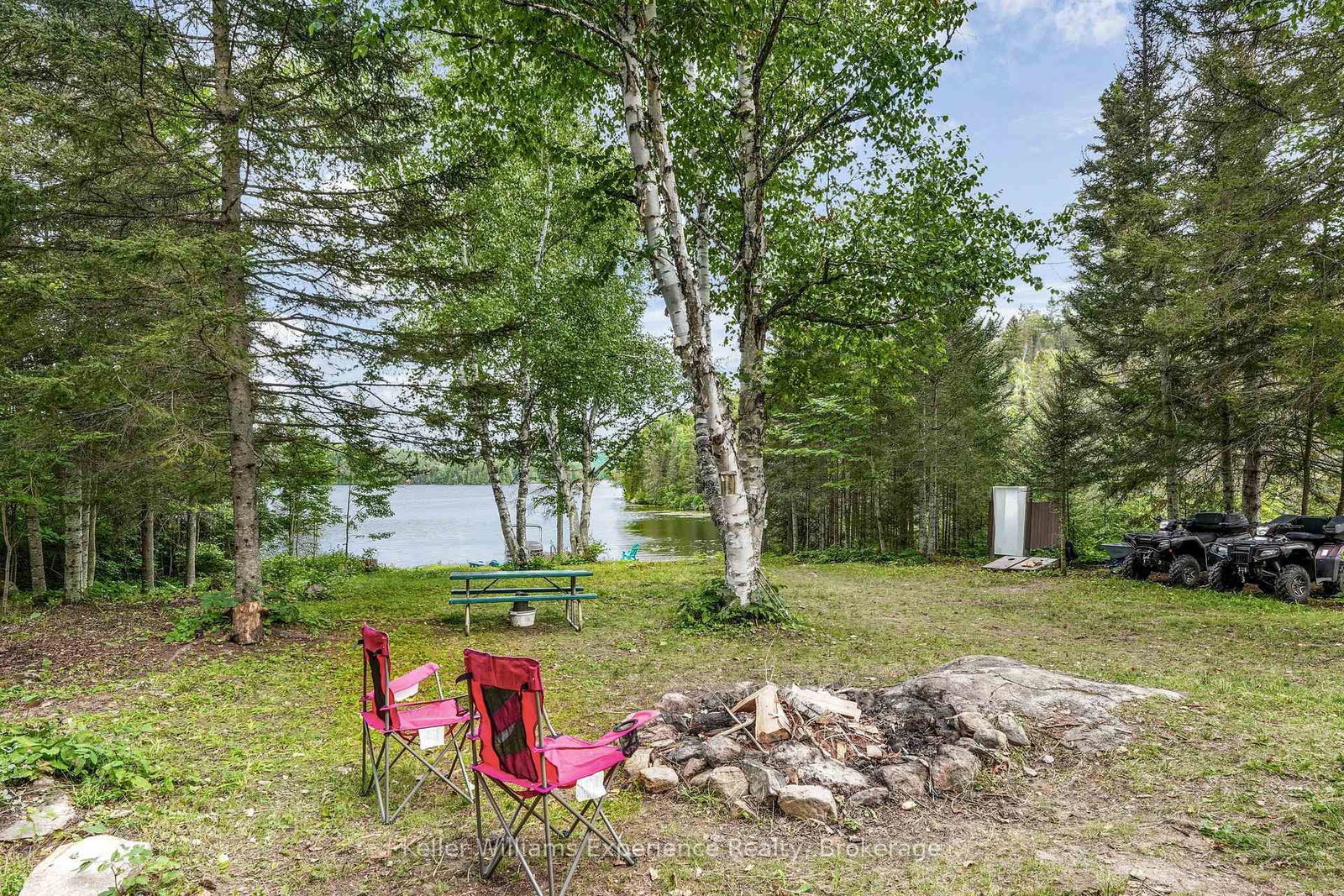 9000 Galeairy Lake • South Algonquin, ON photo 20