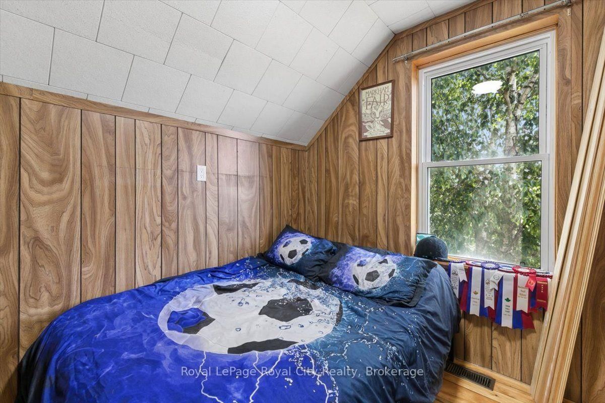 5453 9 Highway • Minto, ON photo 24