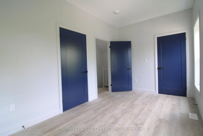 118 Delaware Street • London East, ON photo 8