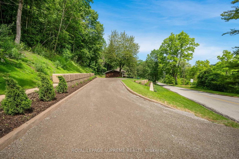 2035 Hollow Road