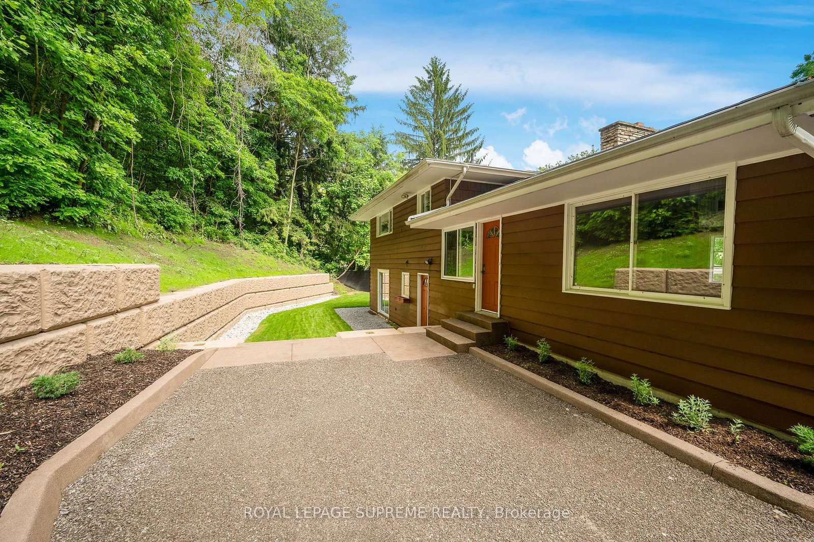 2035 Hollow Road • Thorold, ON photo 44