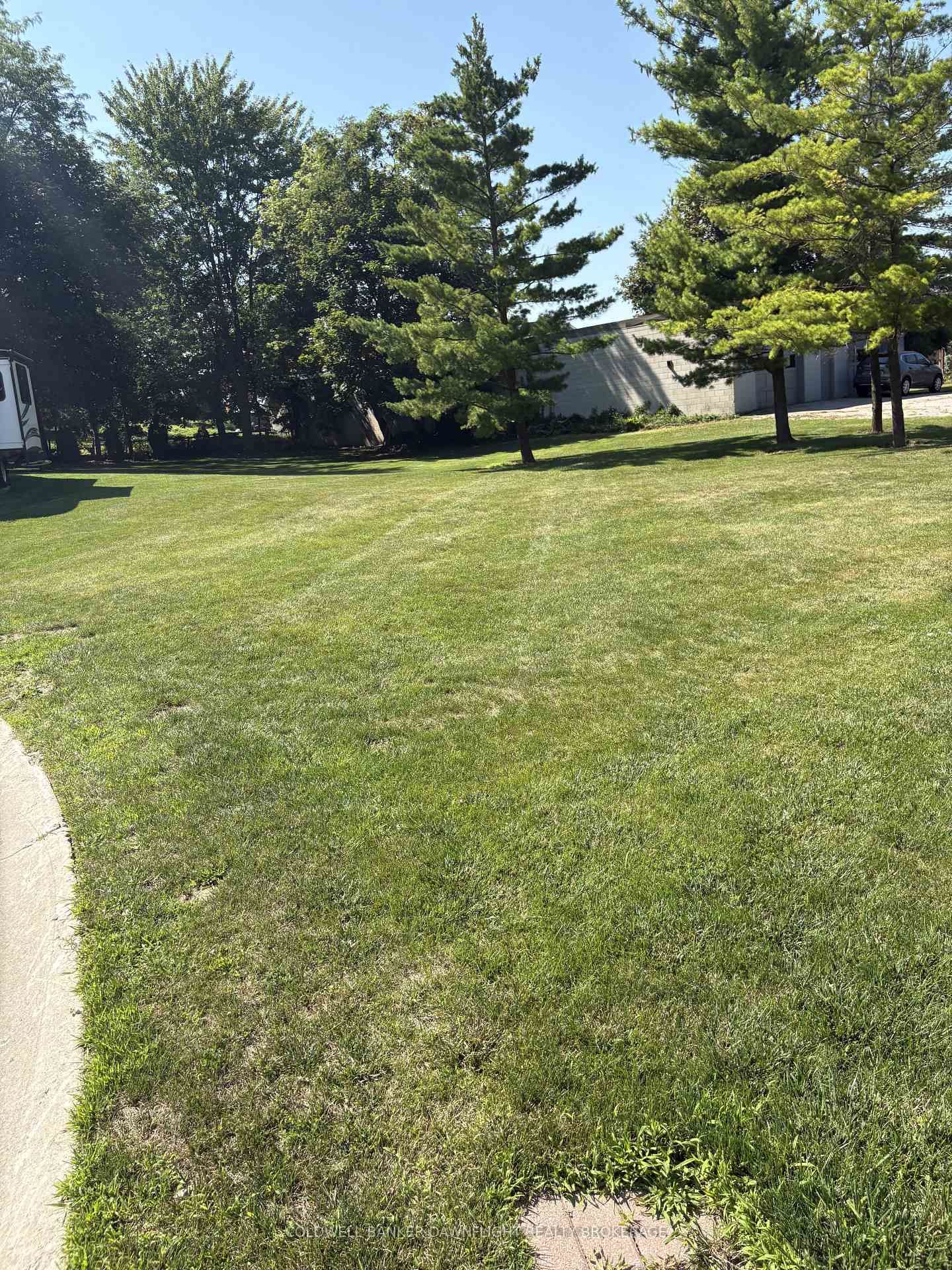 4 Durand Court • Bluewater, ON photo 1