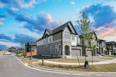 174 Shaded Creek Drive • Kitchener, ON photo 2