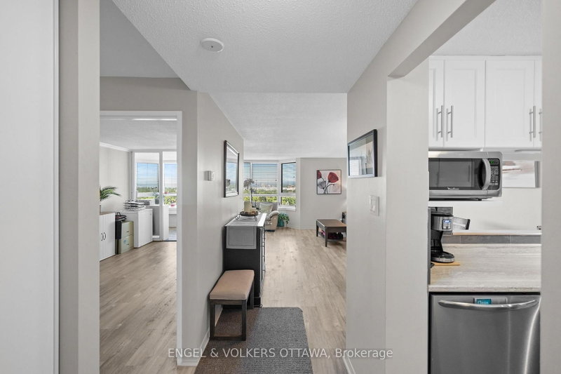 1213 - 80 Sandcastle Drive