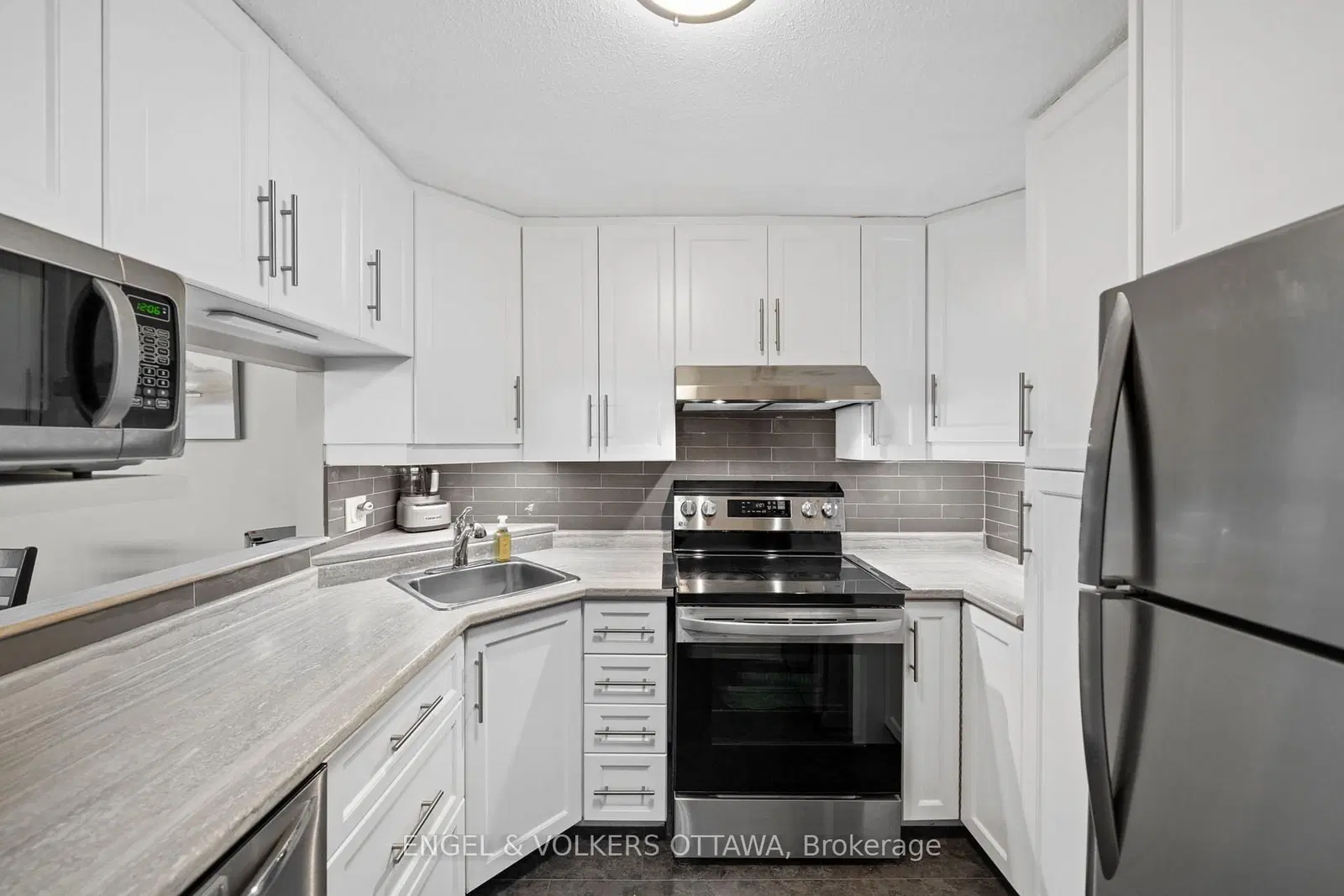 1213 - 80 Sandcastle Drive, Ottawa, ON — photo 3