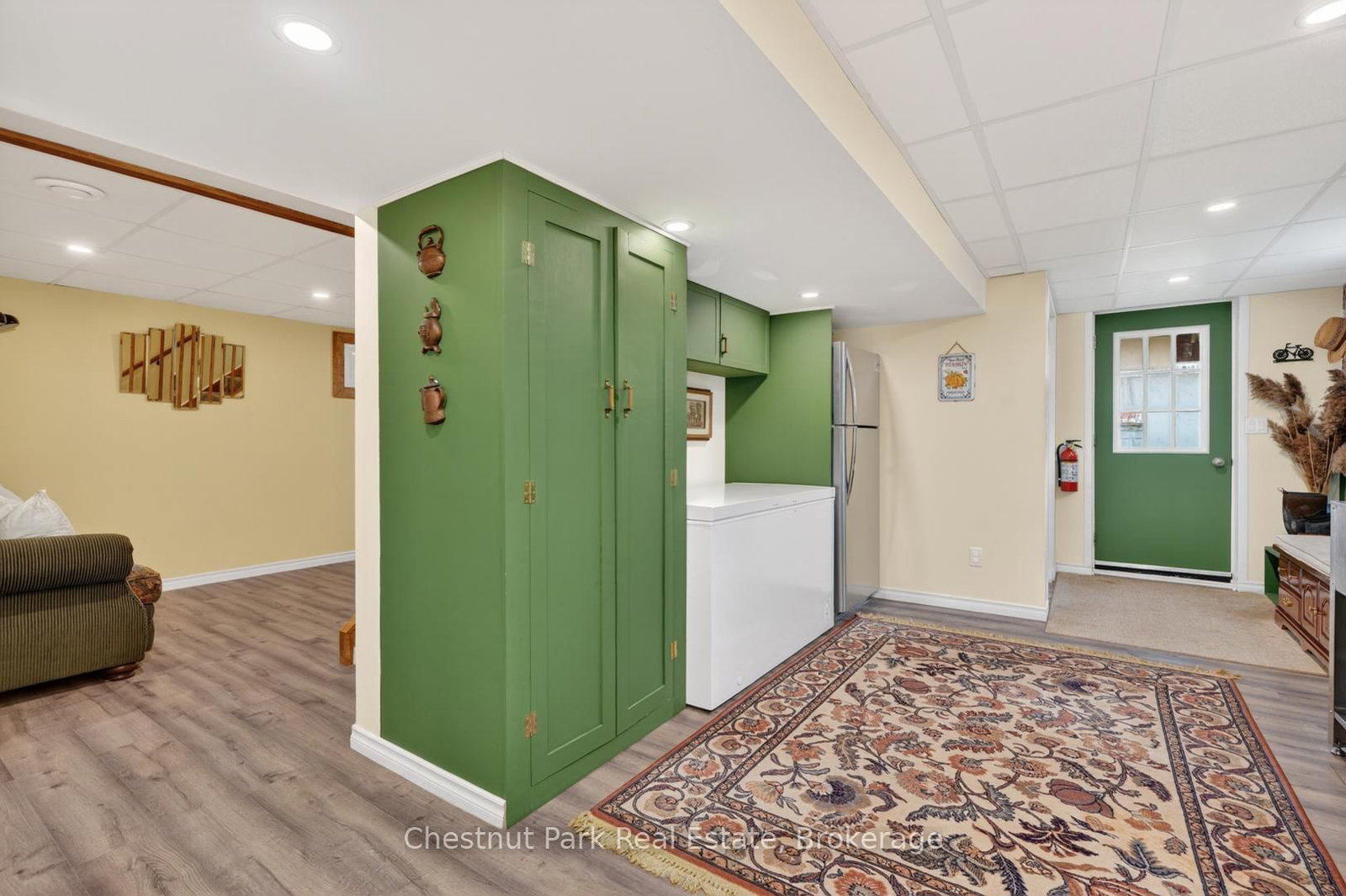 Listing Image 22