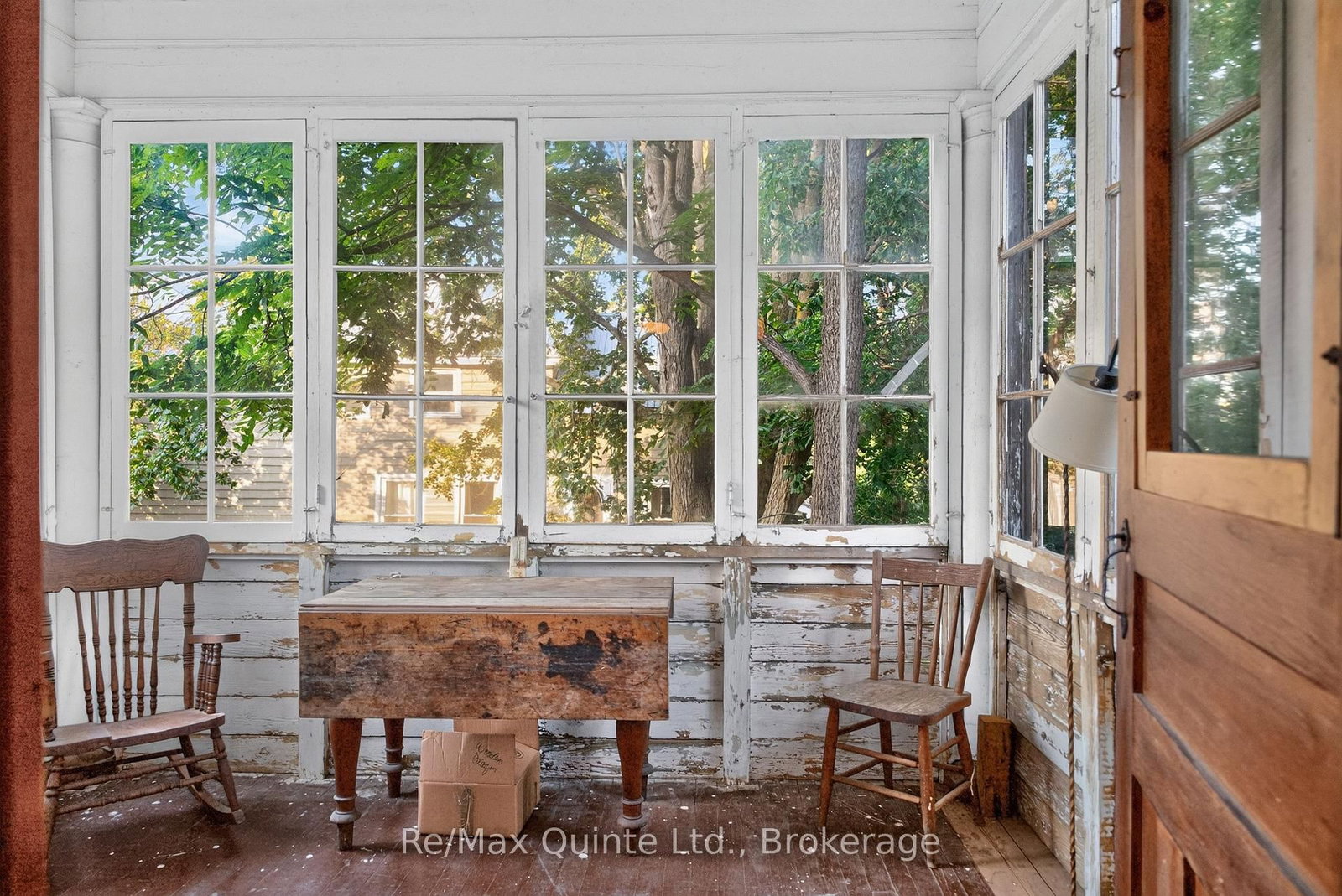 97 St Lawrence Street W • Madoc, ON photo 17