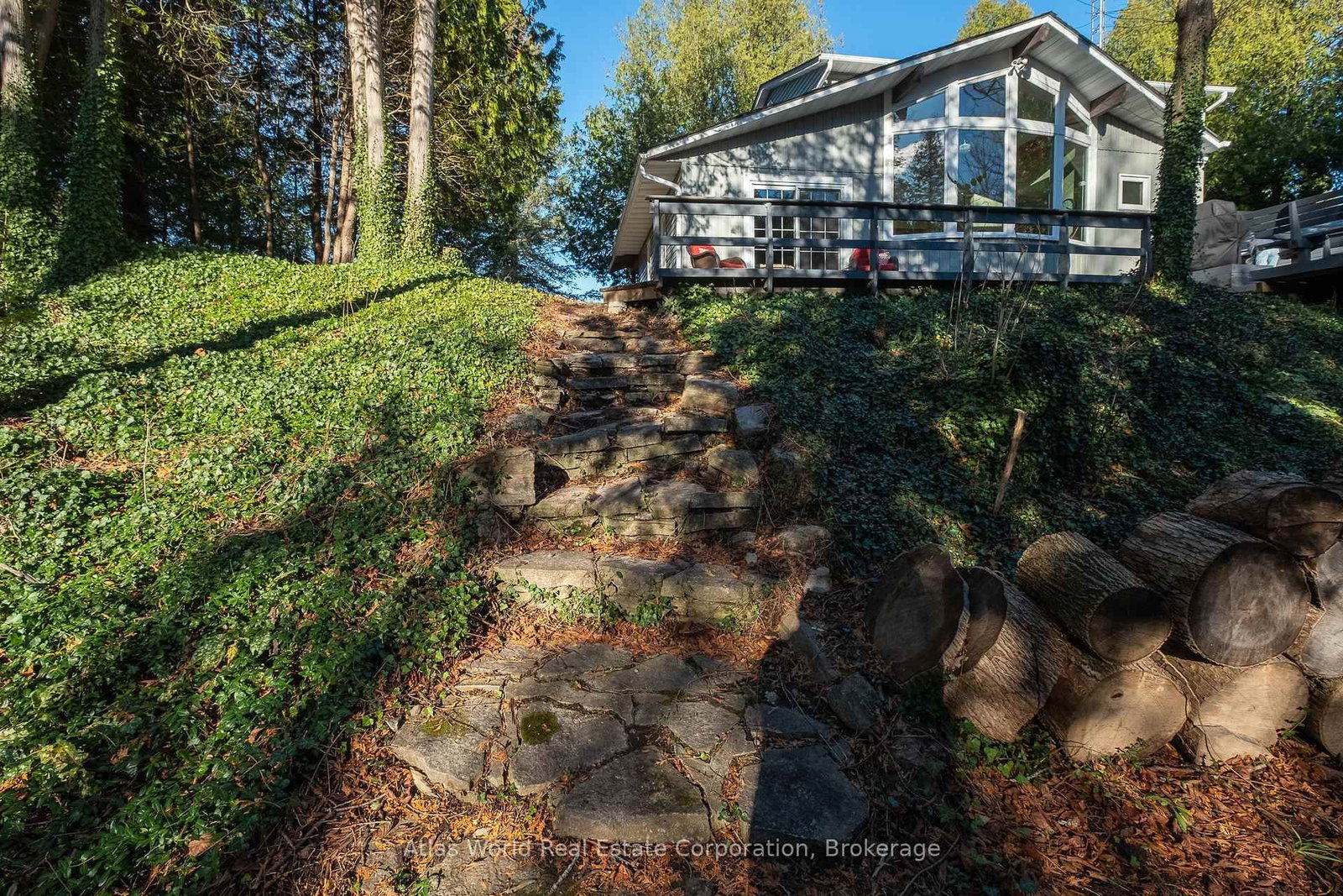 19 Front Street • South Bruce Peninsula, ON photo 4