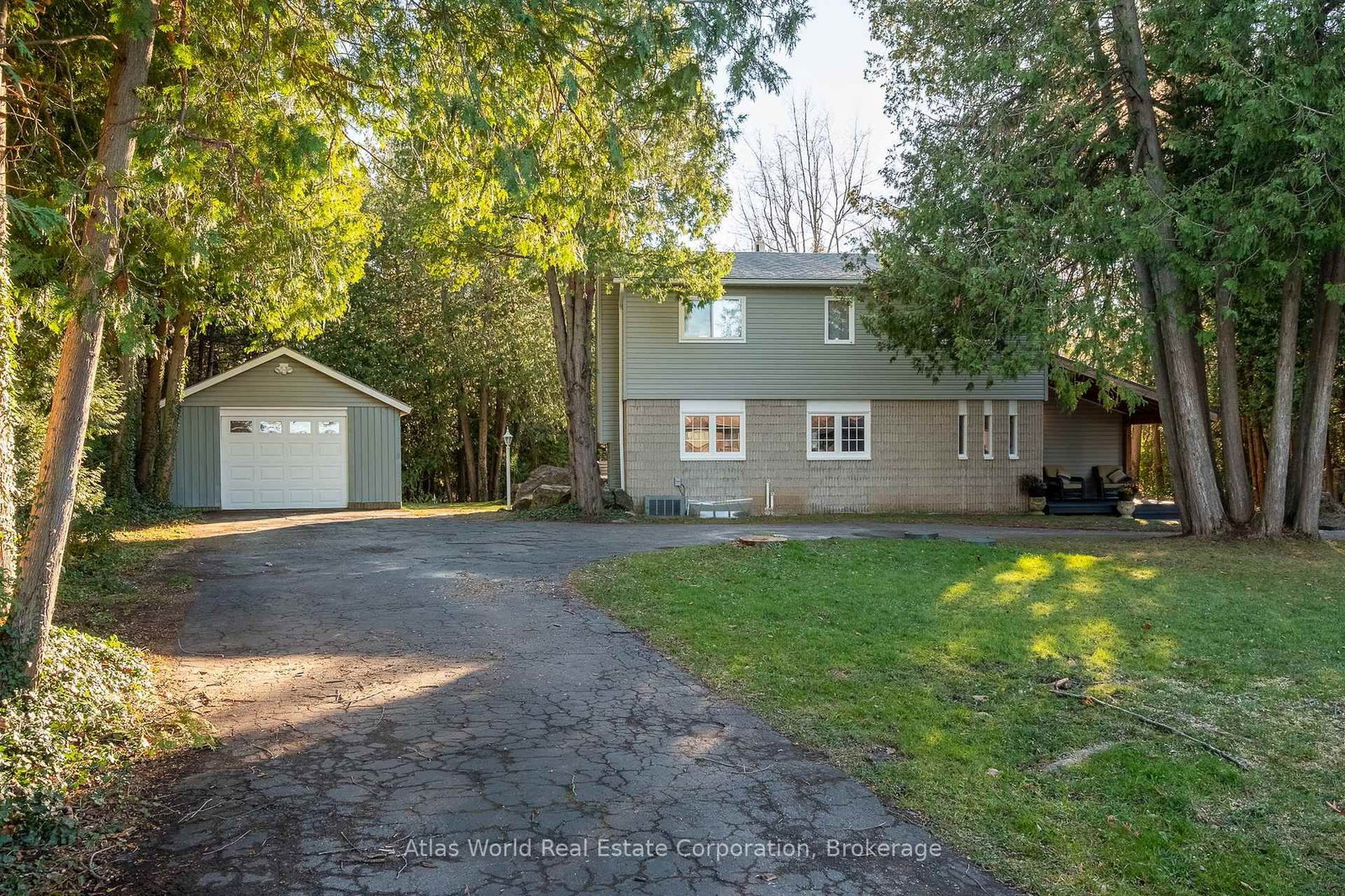 19 Front Street • South Bruce Peninsula, ON photo 5