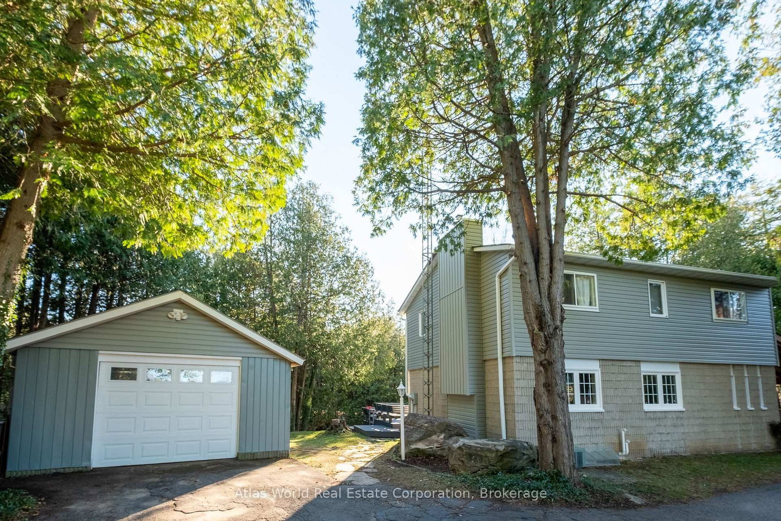 19 Front Street • South Bruce Peninsula, ON photo 6