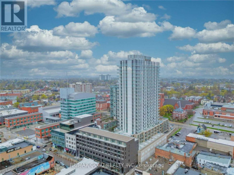903 - 55 Duke Street W