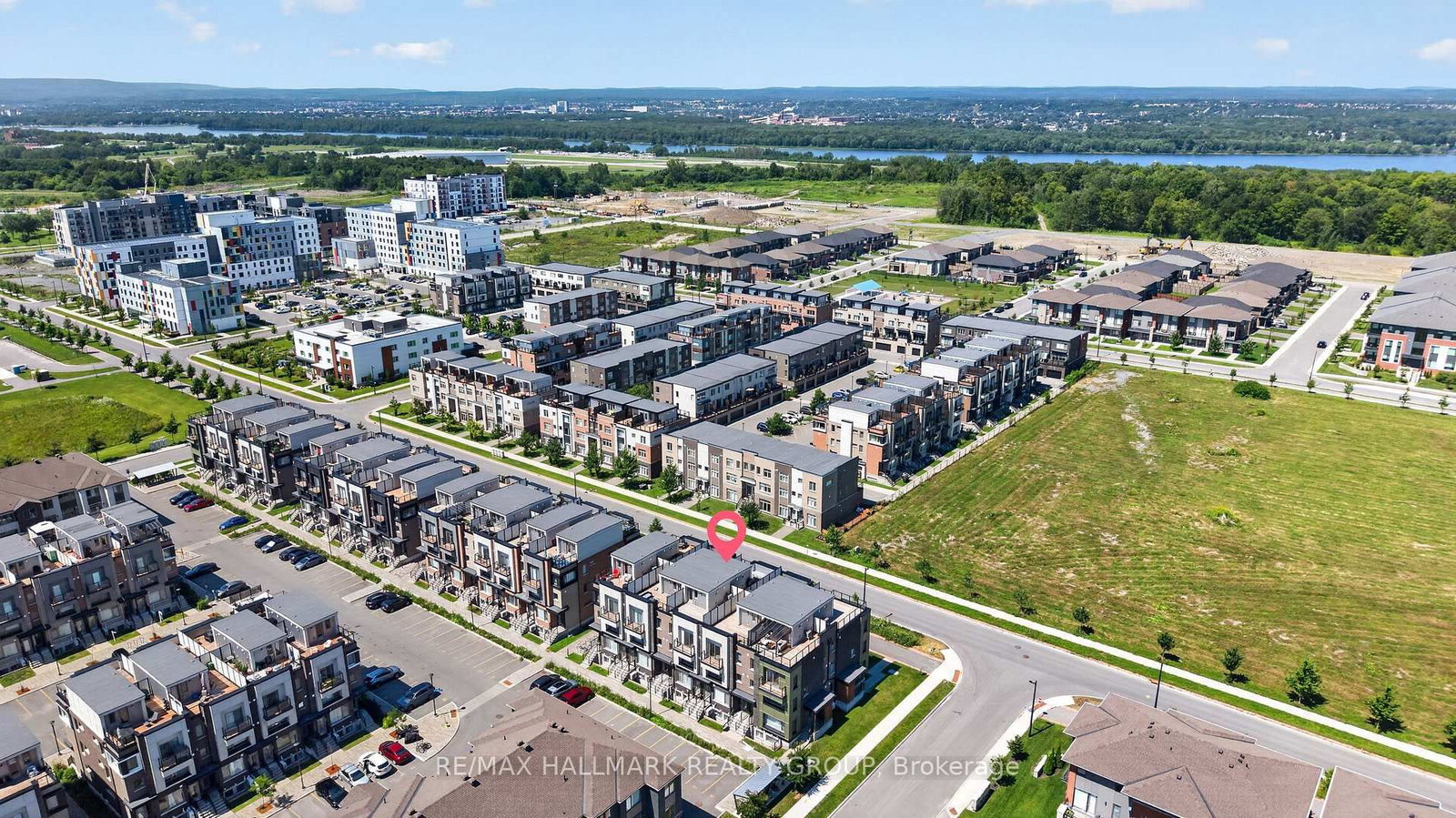 575 Takamose Private • Ottawa, ON photo 46