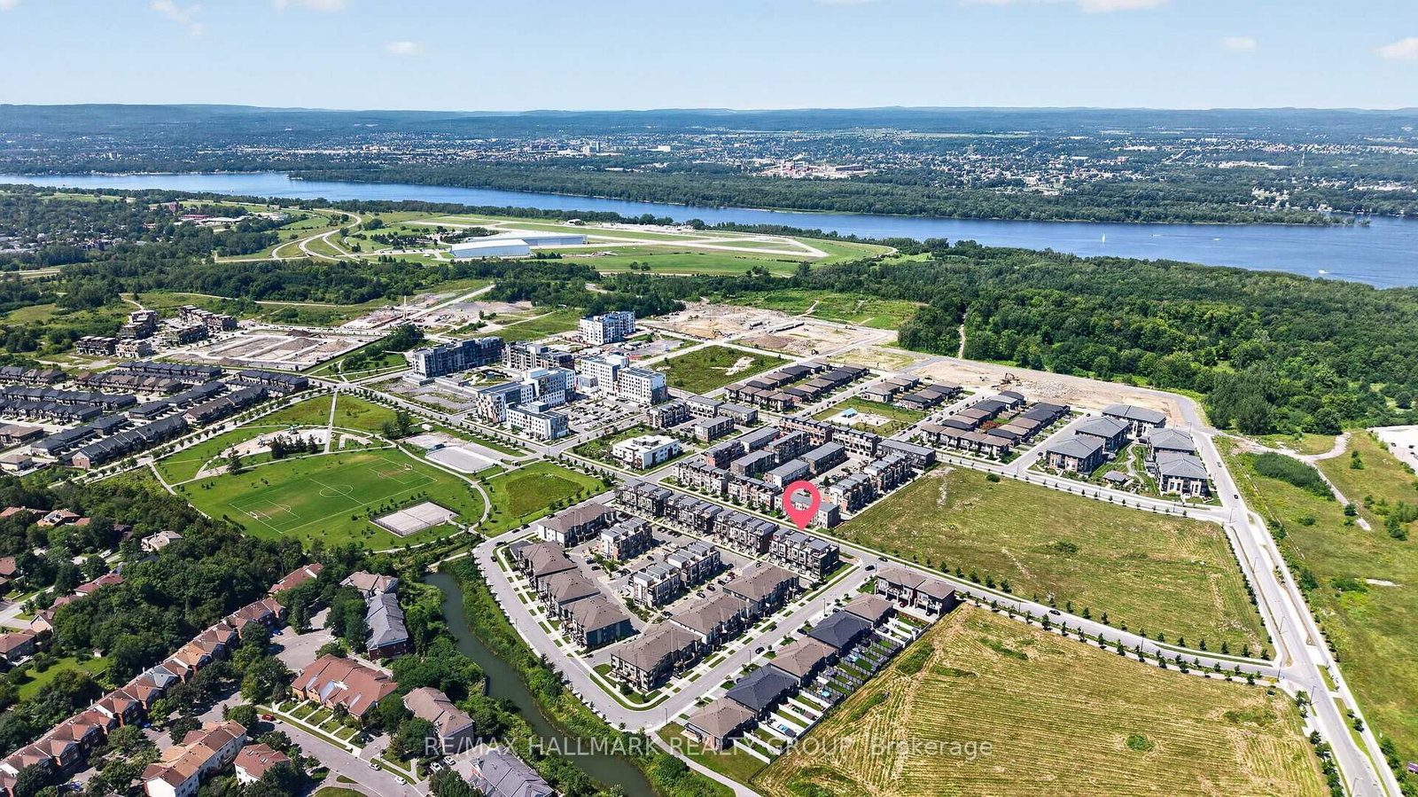 575 Takamose Private • Ottawa, ON photo 47
