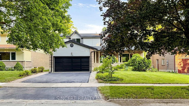 118 Candlewood Crescent