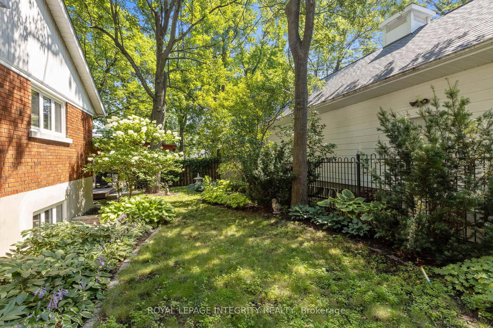 2183 Woodcrest Road • Ottawa, ON photo 35