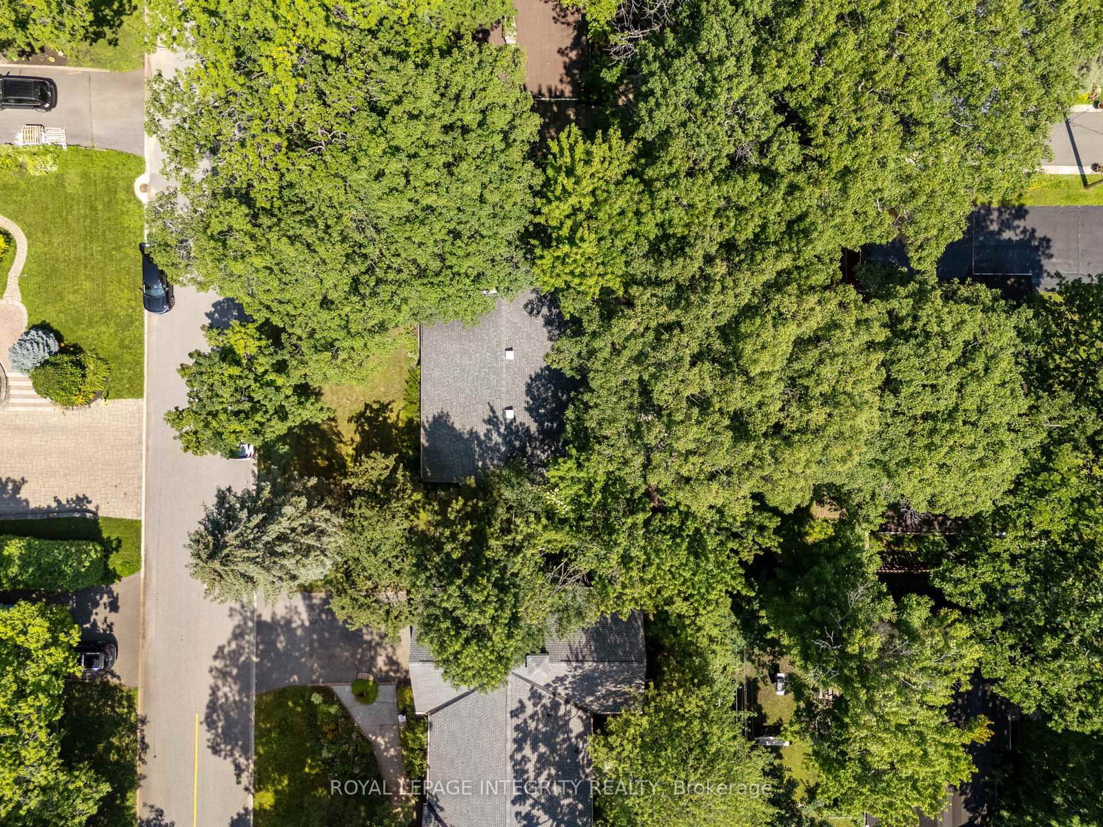 2183 Woodcrest Road • Ottawa, ON photo 36