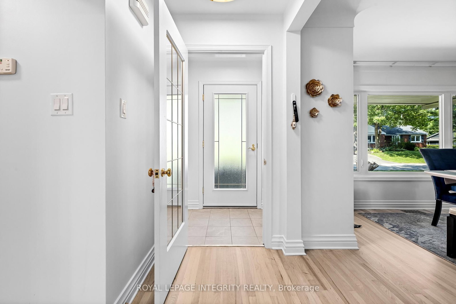 2183 Woodcrest Road • Ottawa, ON photo 4