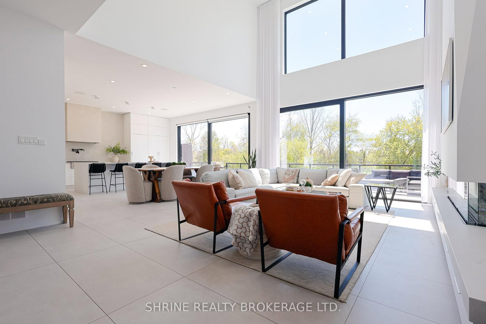 228 EDGEWATER Boulevard • Middlesex Centre, ON photo 10