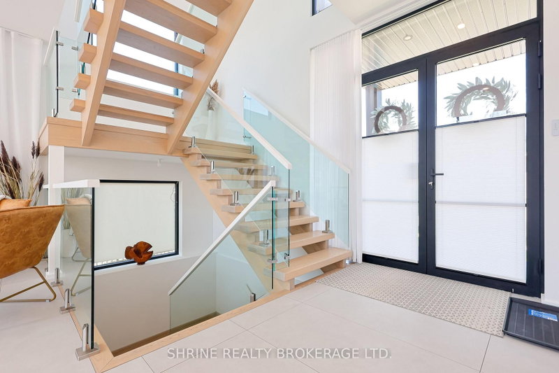 228 EDGEWATER Boulevard