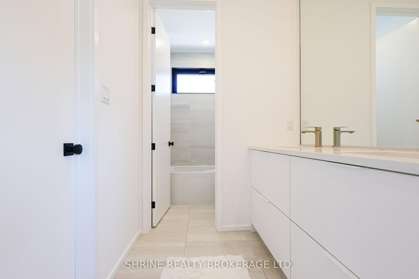 228 EDGEWATER Boulevard • Middlesex Centre, ON photo 32