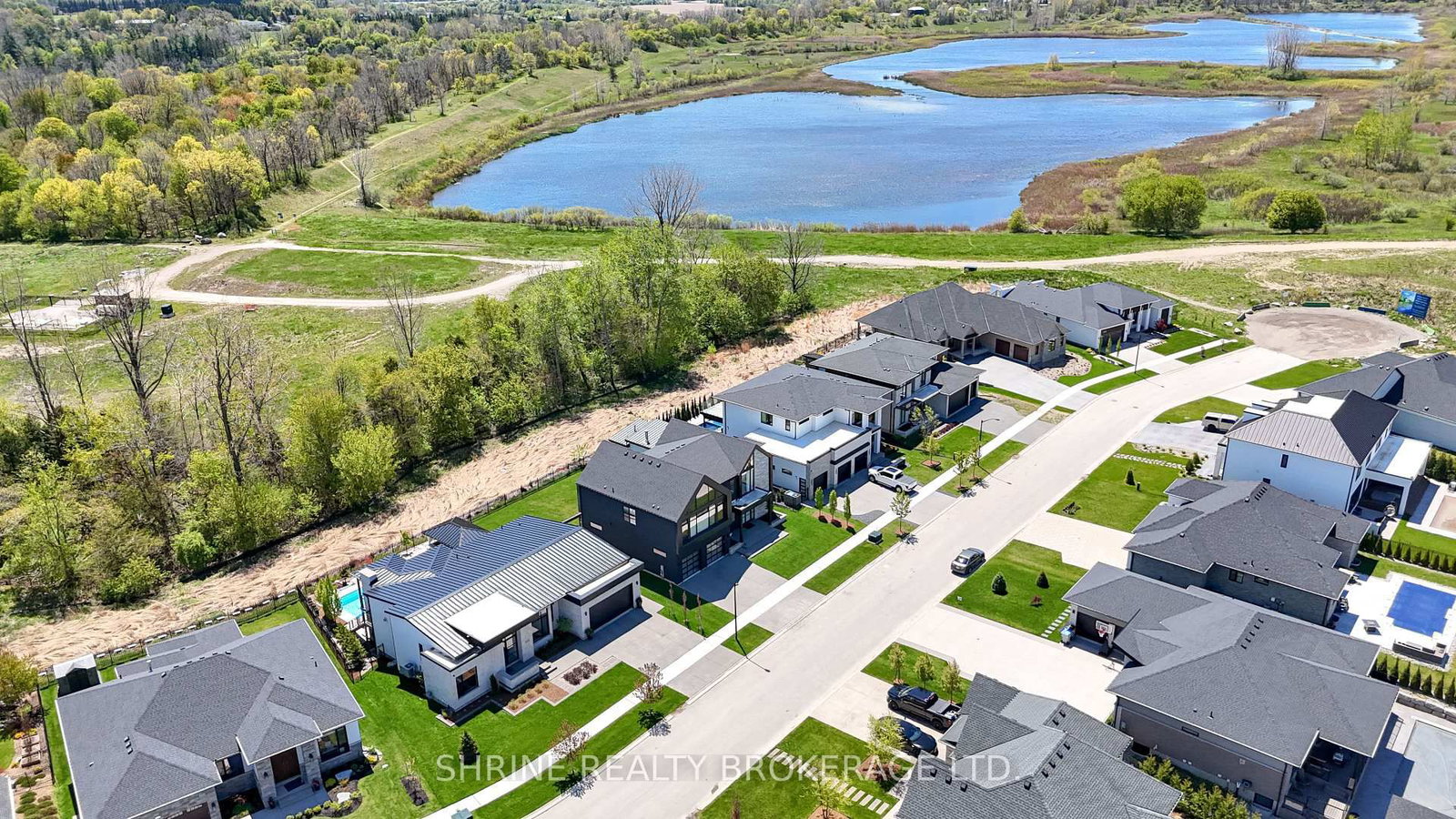 228 EDGEWATER Boulevard • Middlesex Centre, ON photo 46