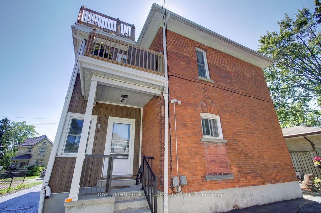 120 Hibernia Street • Stratford, ON photo 13