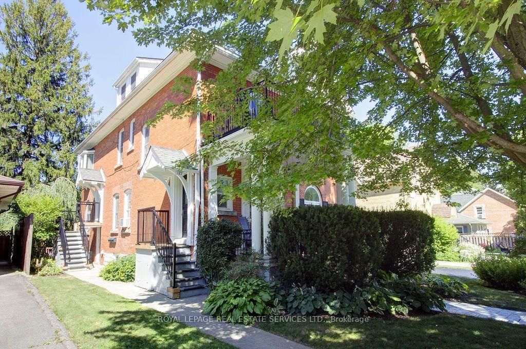 120 Hibernia Street • Stratford, ON photo 4