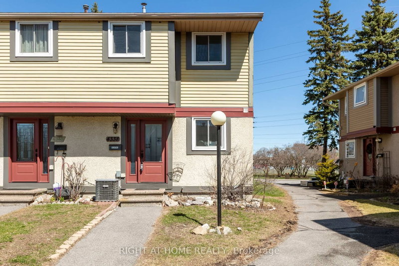 4338 Meadowvale Lane