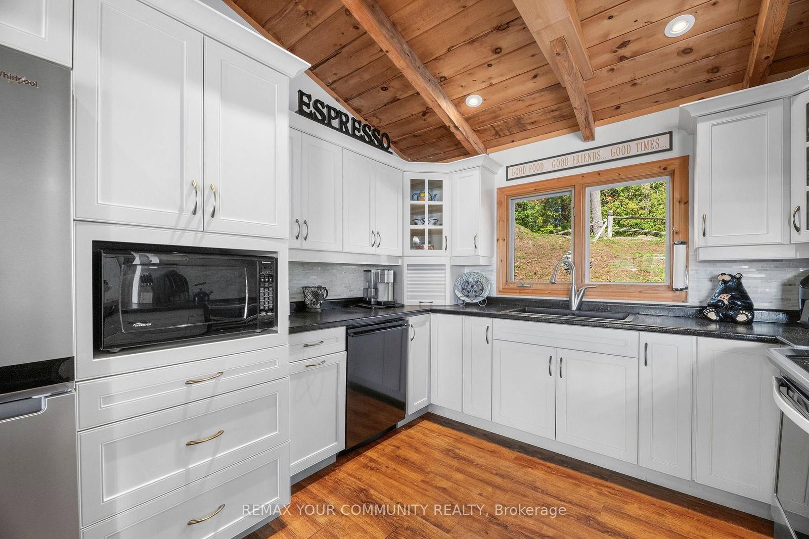 511 East Clear Bay Road • Trent Lakes, ON photo 10