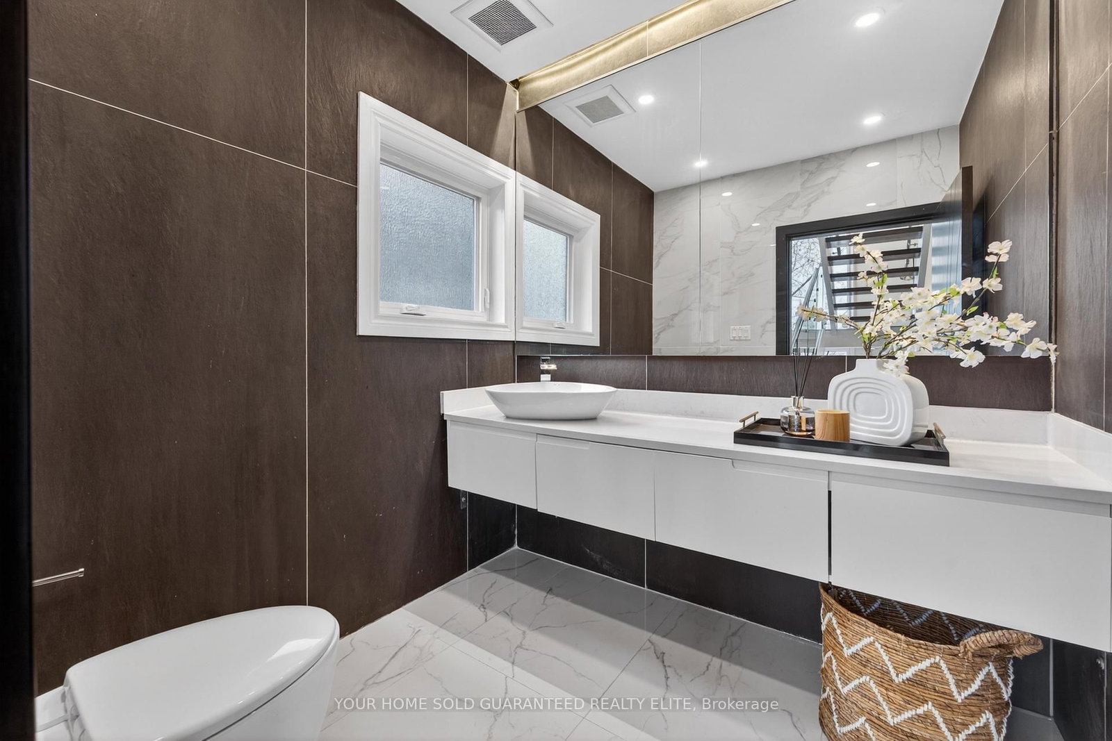 237B Main Street W • Grimsby, ON photo 13