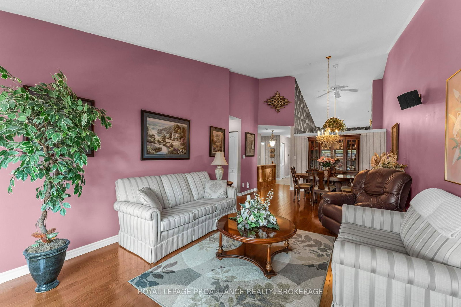 523 Trimble Gate • Kingston, ON photo 15