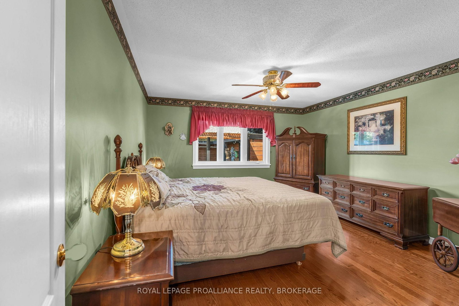 523 Trimble Gate • Kingston, ON photo 19