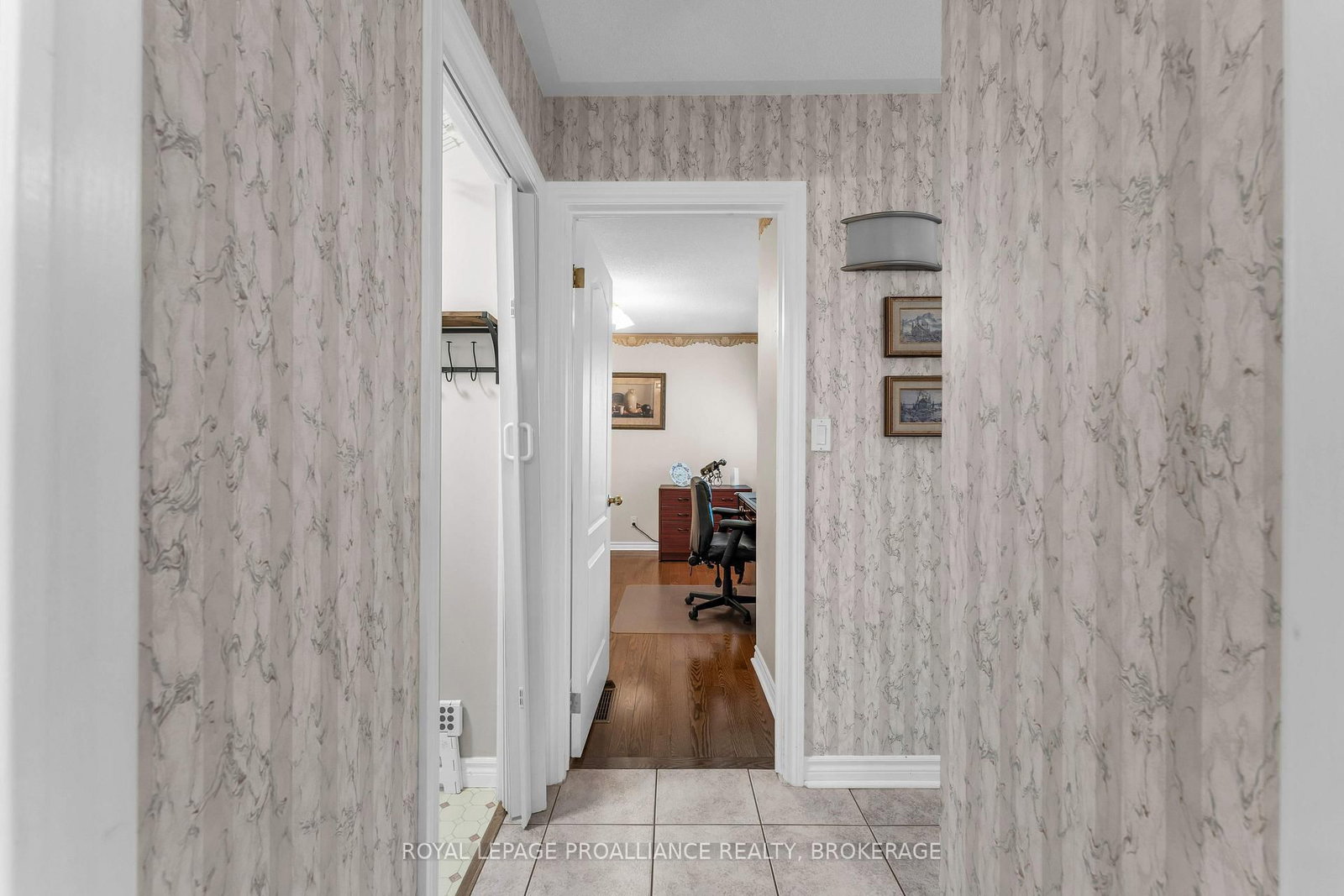 523 Trimble Gate • Kingston, ON photo 26