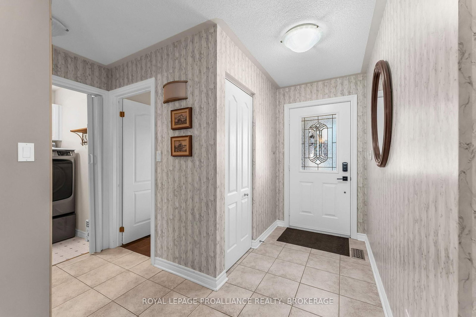 523 Trimble Gate • Kingston, ON photo 5