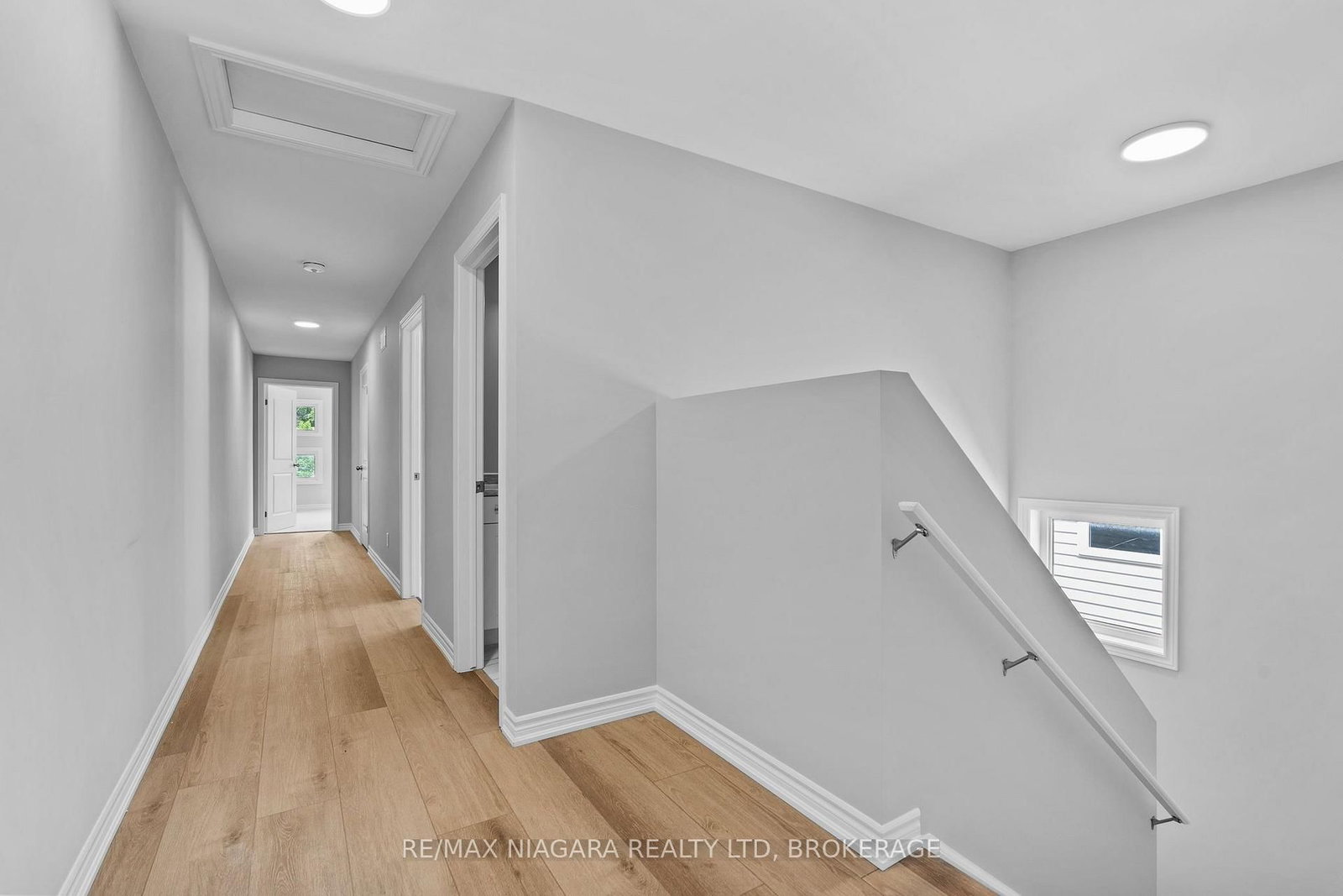 43 Superior Street • Welland, ON photo 10