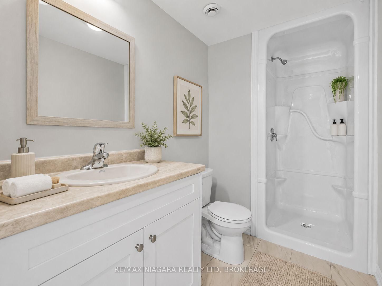 43 Superior Street • Welland, ON photo 22